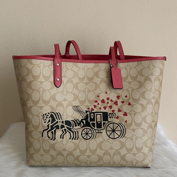 Coach - Picture 2 of 9